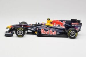 Red Bull RB5 #14 M. Webber Chinese GP 2nd 2009 Minichamps 1:18 150090114 Diecast — photo 3 of 6