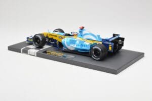 Renault F1 Team R25 #5 F. Alonso Winner French GP 2005 Minichamps 1:18 117051005 Diecast — photo 5 of 7