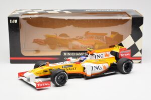 Renault F1 Team R29 #10 R. Grosjean F1 2009 Minichamps 1:18 150090108 Diecast — photo 6 of 6
