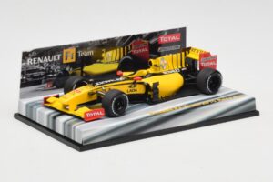 Renault R30 #11 R. Kubica Race Car 2010 Minichamps 1:43 403100081 Diecast — photo 2 of 6