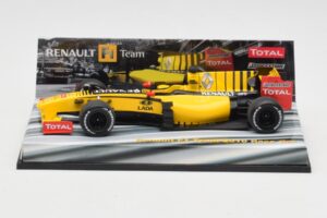 Renault R30 #11 R. Kubica Race Car 2010 Minichamps 1:43 403100081 Diecast