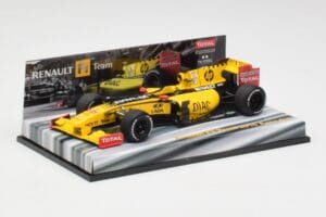 Renault R30 #10 R. Kubica F1 Showcar 2010 Minichamps 1:43 7711426978 Diecast — photo 3 of 5