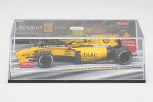 Renault R30 #10 R. Kubica F1 Showcar 2010 Minichamps 1:43 7711426978 Diecast — photo 4 of 5