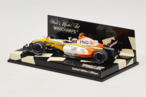 Renault R27 #4 H. Kovalainen Renault F1 Team Showcar 2007 Minichamps 1:43 400070074 Diecast — photo 3 of 5