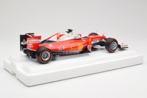 Scuderia Ferrari SF16-H #5 S. Vettel Italian GP 2016 BBR 1:18 BBR181625 Diecast — photo 2 of 7