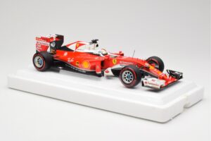 Scuderia Ferrari SF16-H #5 S. Vettel Italian GP 2016 BBR 1:18 BBR181625 Diecast — photo 4 of 7