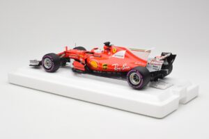 Scuderia Ferrari SF70H #5 S. Vettel Winner Australian GP 2017 BBR 1:18 BBR181705 Diecast — photo 5 of 7