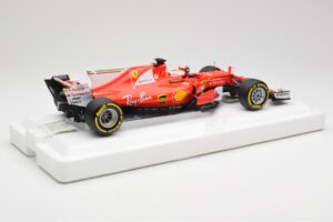 Scuderia Ferrari SF70H #5 S. Vettel Winner Australian GP 2017 End of Race BBR 1:18 BBR181705-E Diecast — photo 2 of 7