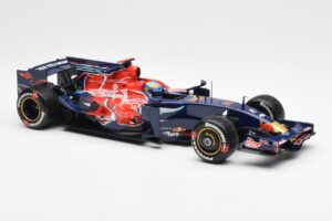 Scuderia Toro Rosso STR3 #11 S. Bourdais F1 2008 Minichamps 1:18 150080014 Diecast — photo 4 of 6