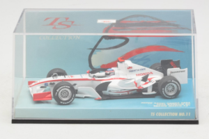 Super Aguri SA05 Honda #22 T. Sato 1st GP Bahrain 2006 Minichamps 1:43 518064322 Diecast — photo 4 of 5