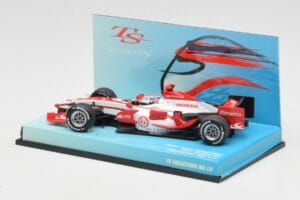 Super Aguri Honda SA07 #22 T. Sato Race Car 2007 Minichamps 1:43 518074322 Diecast — photo 3 of 5