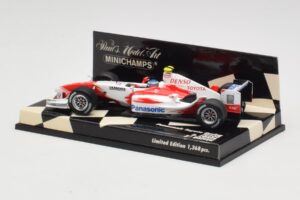 Toyota TF104 Panasonic Racing #0 R. Zonta 3rd Driver 2004 Minichamps 1:43 400040038 Diecast — photo 3 of 5