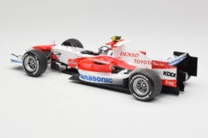 Toyota TF107 #12 J. Trulli F1 Launch Livery 2007 Minichamps 1:18 AM601321 Diecast — photo 5 of 6