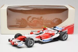 Toyota TF107 #12 J. Trulli F1 Launch Livery 2007 Minichamps 1:18 AM601321 Diecast — photo 6 of 6