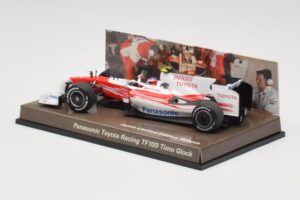 Toyota TF109 Panasonic Toyota Racing #10 T. Glock F1 2009 Minichamps 1:43 AM62131 Diecast — photo 3 of 5