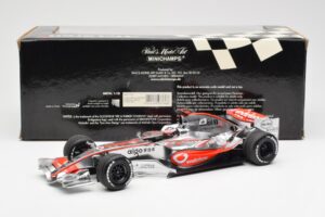 McLaren MP4-22 Mercedes #1 F. Alonso Showcar 2007 Minichamps 1:18 533071871 Diecast — photo 6 of 6