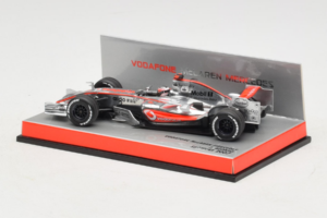 McLaren MP4-22 Mercedes #1 F. Alonso Vodafone McLaren Showcar F1 2007 Minichamps 1:43 533074371 Diecast — photo 3 of 5
