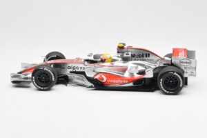 McLaren MP4-22 Mercedes #2 L. Hamilton 2007 Dealer Edition Minichamps 1:18 530071802 Diecast — photo 3 of 6