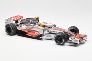McLaren MP4-22 Mercedes #2 L. Hamilton 2007 Dealer Edition Minichamps 1:18 530071802 Diecast — photo 4 of 6