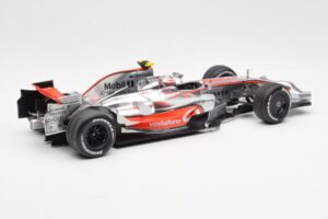 McLaren MP4-23 Mercedes #23 H. Kovalainen 2008 Minichamps 1:18 530081823 Diecast — photo 2 of 6