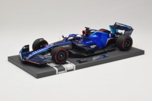 Williams FW44 Mercedes #6 N. Latifi Bahrain GP 2022 Minichamps 1:18 117220106 Diecast — photo 2 of 6