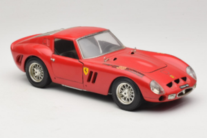 Ferrari 250 GTO Red Bburago 1:18 B003 Diecast — photo 6 of 8