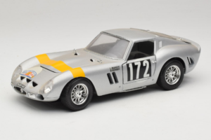 Ferrari 250 GTO #172 Tour de France 1964 Bburago 1:18 7011 Diecast