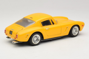 Ferrari 250 GT Berlinetta Yellow Jouef Evolution 1:18 301200 Diecast — photo 3 of 8
