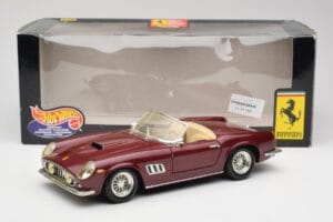 Ferrari 250 GT California Red Hot Wheels 1:18 3401158 Diecast — photo 8 of 8