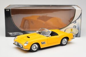 Ferrari 250 GT California Spider Yellow Hot Wheels 1:18 23905 Diecast — photo 8 of 8