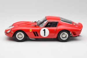 Ferrari 250 GTO #1 P. Rodriguez / W. Mairesse Paris 1000km 1962 CMC 1:18 M-254 Diecast — photo 3 of 6