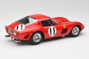 Ferrari 250 GTO #11 J. Surtees / M. Parkes Paris 1000km 1962 CMC 1:18 M-249 Diecast — photo 2 of 6