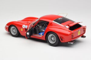 Ferrari 250 GTO #18 P. Rodriguez Daytona Continental 3 Hours Winner 1963 Kyosho 1:18 08438F Diecast — photo 5 of 8