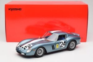 Ferrari 250 GTO #24 P. Rodriguez 12 Hours of Sebring GT3.0 Winner 1962 Kyosho 1:18 08438D Diecast — photo 8 of 8