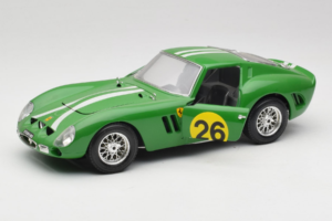 Ferrari 250 GTO #26 Green White Stripes 1962 Bburago 1:18 3011-G3 Diecast — photo 2 of 8