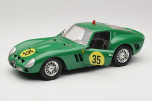 Ferrari 250 GTO #35 Green 1962 Bburago 1:18 3011-G2 Diecast — photo 2 of 8