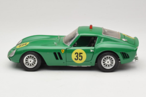 Ferrari 250 GTO #35 Green 1962 Bburago 1:18 3011-G2 Diecast — photo 4 of 8