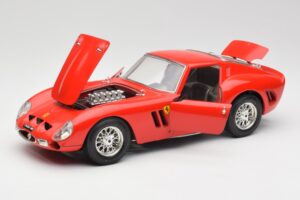 Ferrari 250 GTO Red Bburago 1:18 3011 Diecast — photo 2 of 8