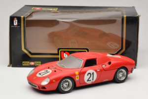 Ferrari 250 LM #21 M. Gregory / J. Rindt 24 Hours of Le Mans 1965 Bburago 1:18 3033-P2 Diecast — photo 8 of 8