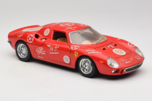 Ferrari 250 LM Red White Essen Autographs Limited Edition Bburago 1:18 3033-P4 Diecast — photo 6 of 8
