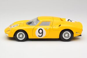 Ferrari 250 LM #21 M. Gregory / J. Rindt NART 24 Hours of Le Mans Winner 1965 Hot Wheels 1:18 25729 Diecast — photo 4 of 8