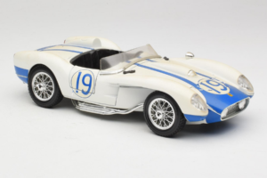 Ferrari 250 Testa Rossa #19 White Replacement Box 1957 Bburago 1:18 3007-R5 Diecast — photo 6 of 8
