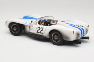 Ferrari 250 Testa Rossa #22 P. Hill / O. Gendebien 24 Hours of Le Mans 1958 Hot Wheels 1:18 29755 Diecast — photo 7 of 8