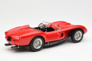 Ferrari 250 Testa Rossa Pontoon Fender Red CMC 1:18 M-071 Diecast — photo 2 of 6