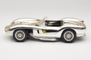 Ferrari 250 Testa Rossa Chrome Silver Bburago 1:18 3007-C1 Diecast — photo 4 of 8