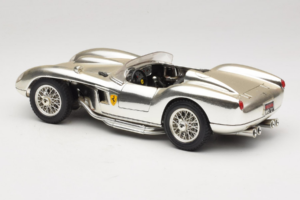 Ferrari 250 Testa Rossa Chrome Silver Bburago 1:18 3007-C1 Diecast — photo 7 of 8