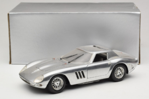 Ferrari 275 GTB Chrome Silver Guiloy 1:18 B004 Diecast — photo 8 of 8