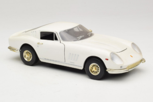 Ferrari 275 GTB/4 White ERTL 1:18 7493 Diecast — photo 6 of 8