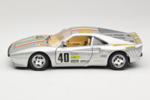 Ferrari 288 GTO #40 Silver 1984 Bburago 1:18 3027-S1 Diecast — photo 4 of 8