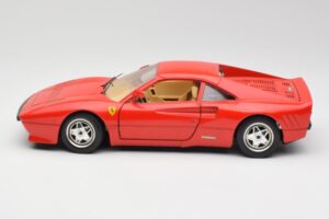 Ferrari 288 GTO Red Bburago 1:18 3027 Diecast — photo 4 of 8